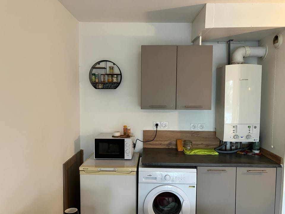 Le 20 Joliot-Studio moderne Apartment in Auvergne-Rhône-Alpes