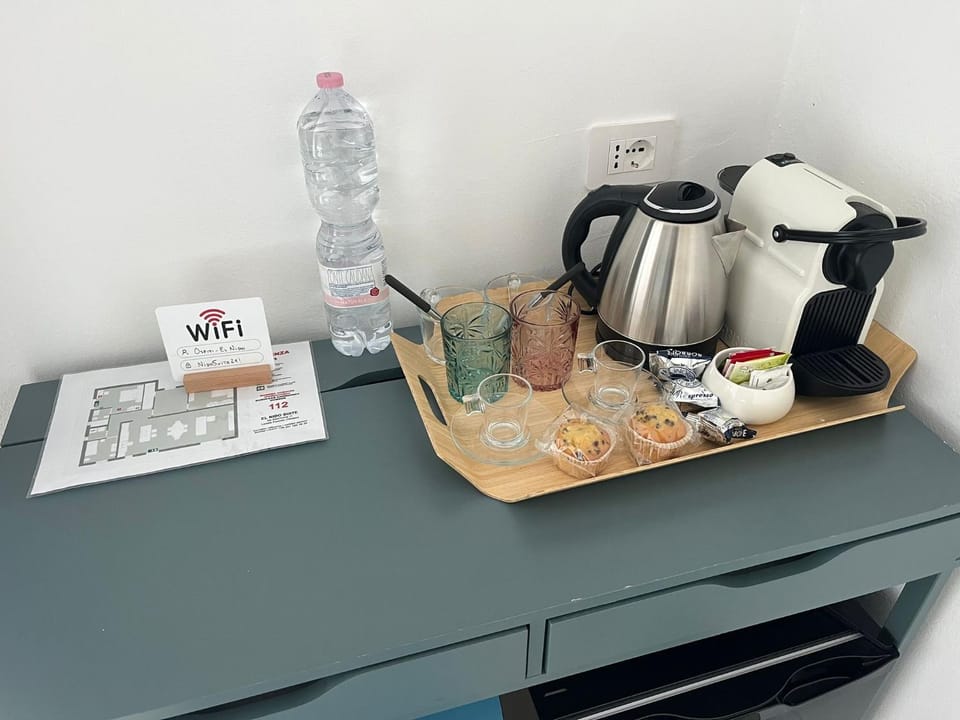Coffee/tea facilities