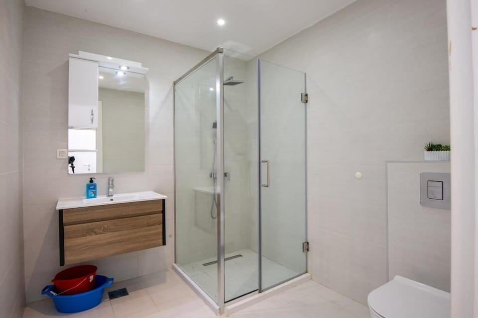 Opatovo Seaside Lux Apartment -10m from the Beach Apartment in Kotor Municipality