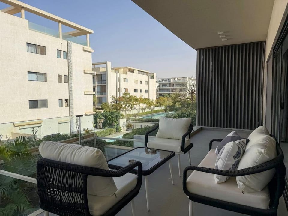 3BR Apartment with Balcony in Lakeview New Cairo Apartment in New Cairo City