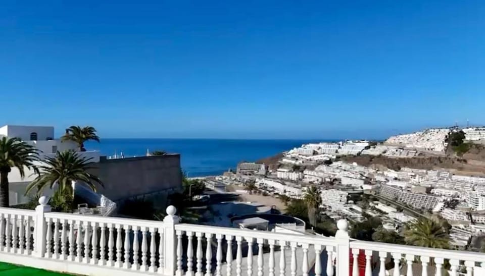 View (from property/room), City view, Sea view