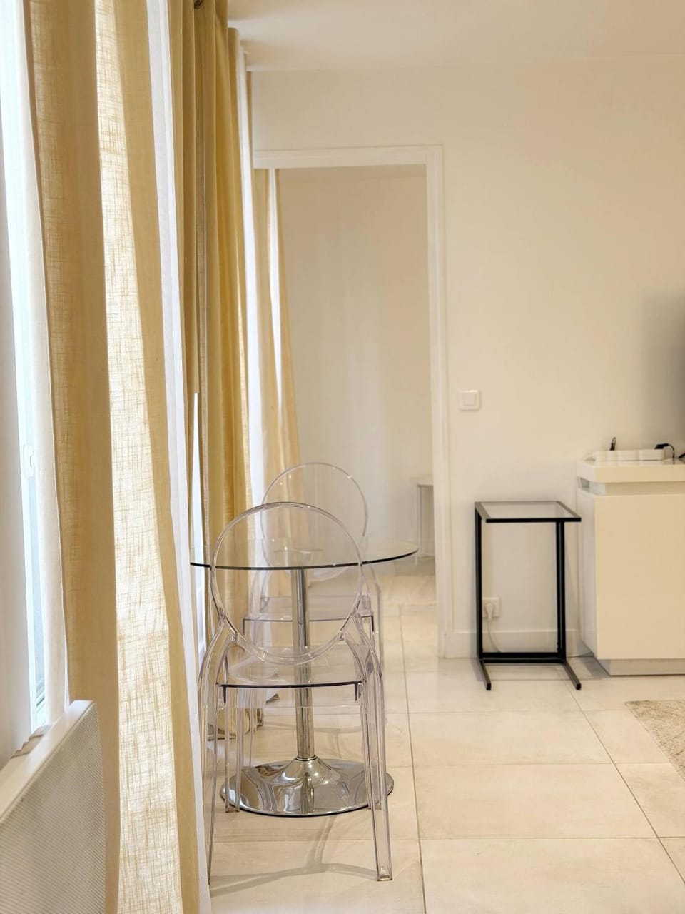 Charming studio in the heart of Rpublique Apartment in Paris