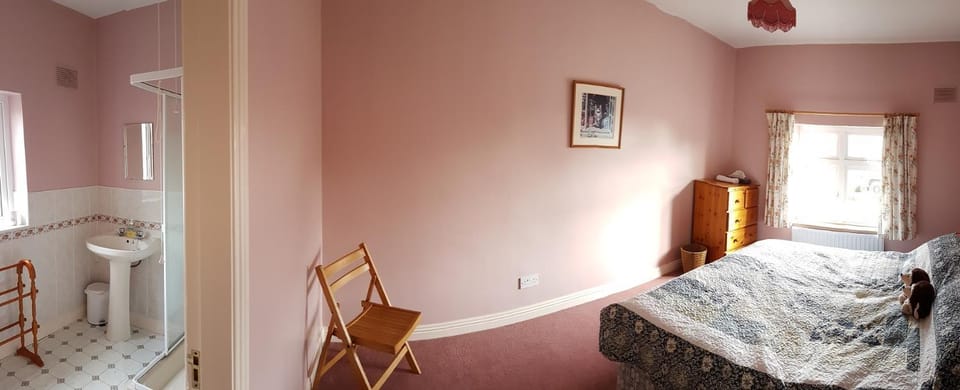 Bathroom, Photo of the whole room