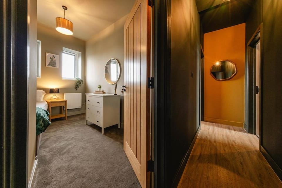 Westbury Collection - The Mews Apartment in Bristol