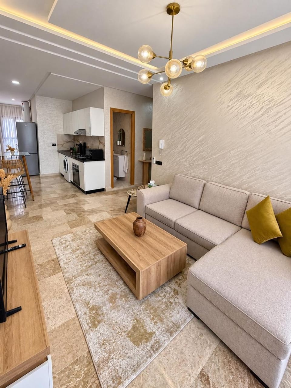 Kitchen or kitchenette, Living room