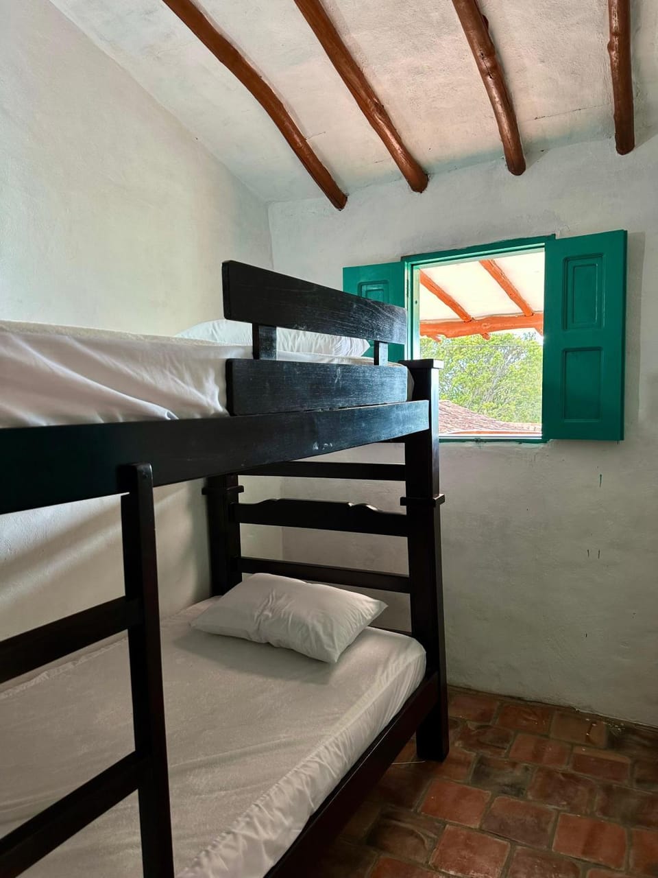 Photo of the whole room, Bedroom, Pool view, bunk bed