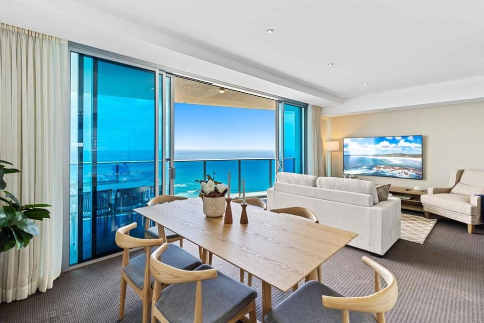 2BRM Ocean View at H-Residences Apartment in Surfers Paradise Boulevard