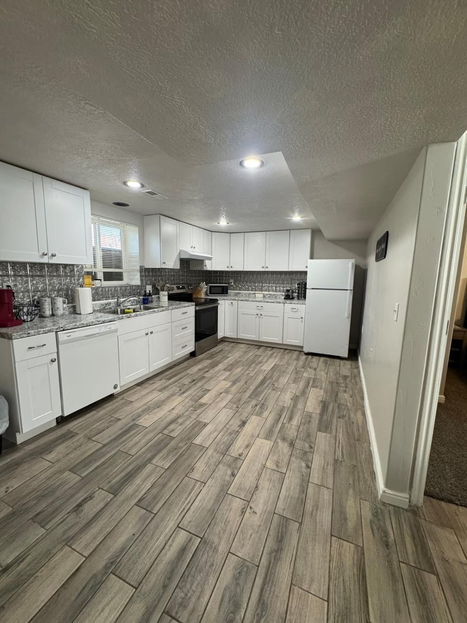 Kitchen or kitchenette, kitchen