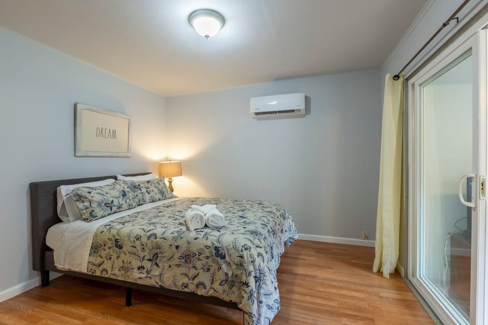 Marbella Lane - 5BR House DTWN RWC Parking House in Atherton