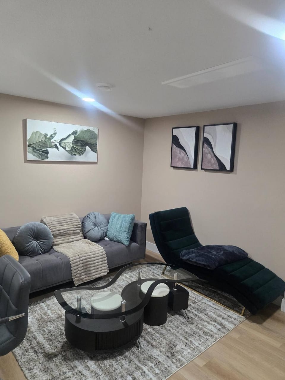 Living room, Decorative detail