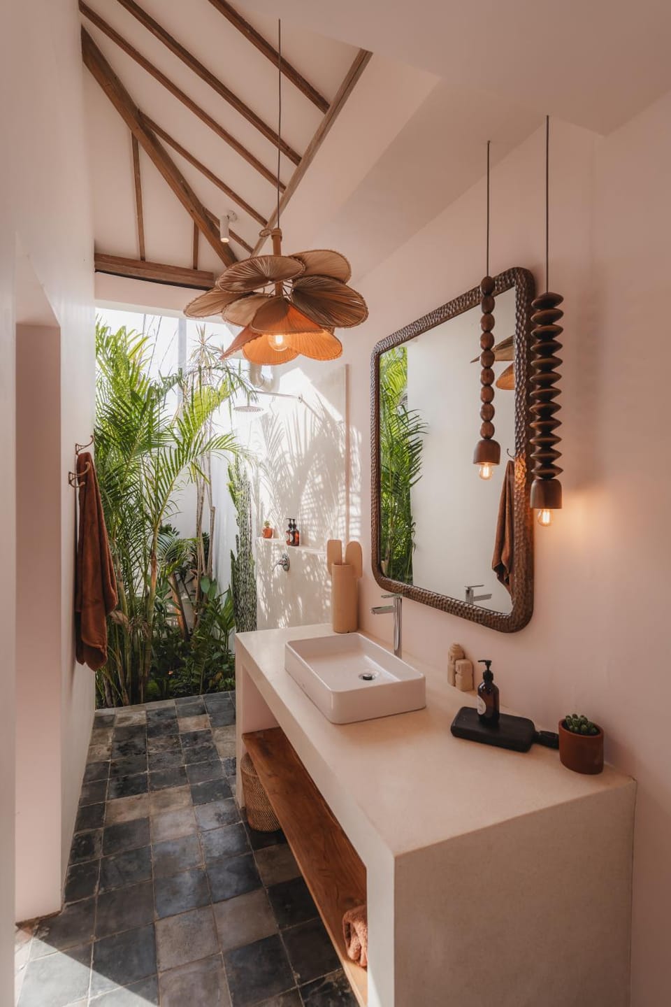 Shower, Bed, Bedroom