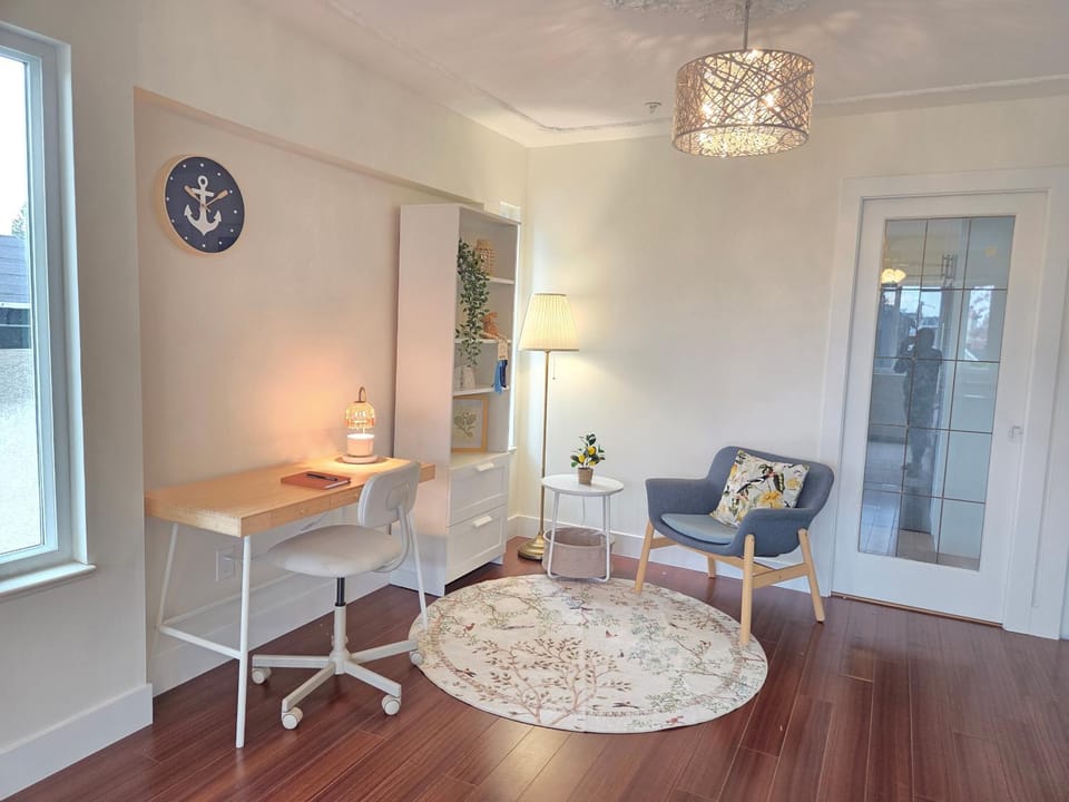 Living room, Entertainment