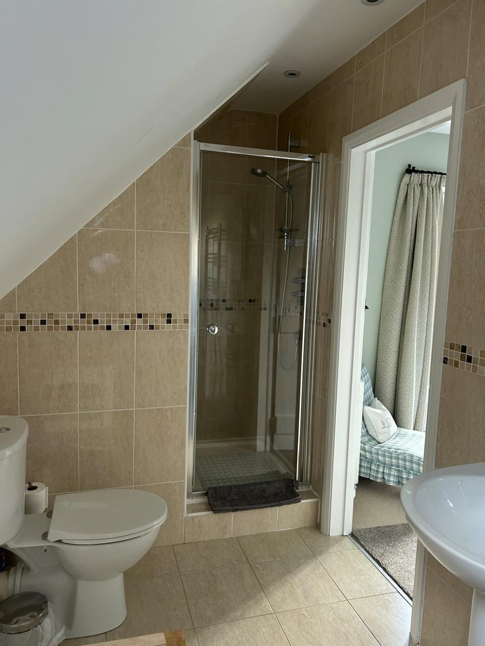 Oak Cottage, near Henfield House in Mid Sussex District