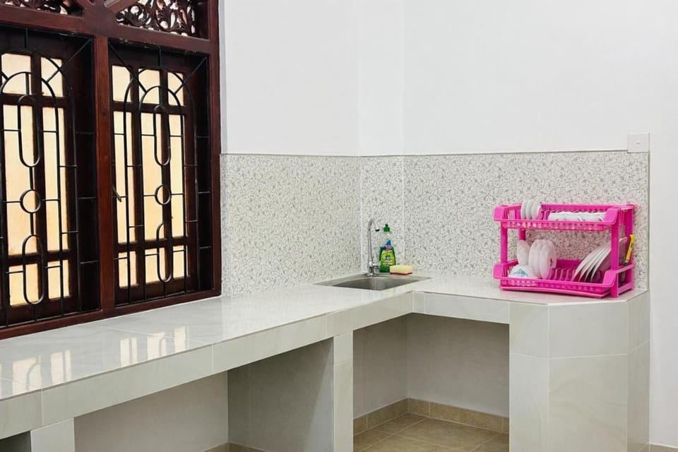 Kitchen or kitchenette, Communal kitchen, kitchen, kitchen