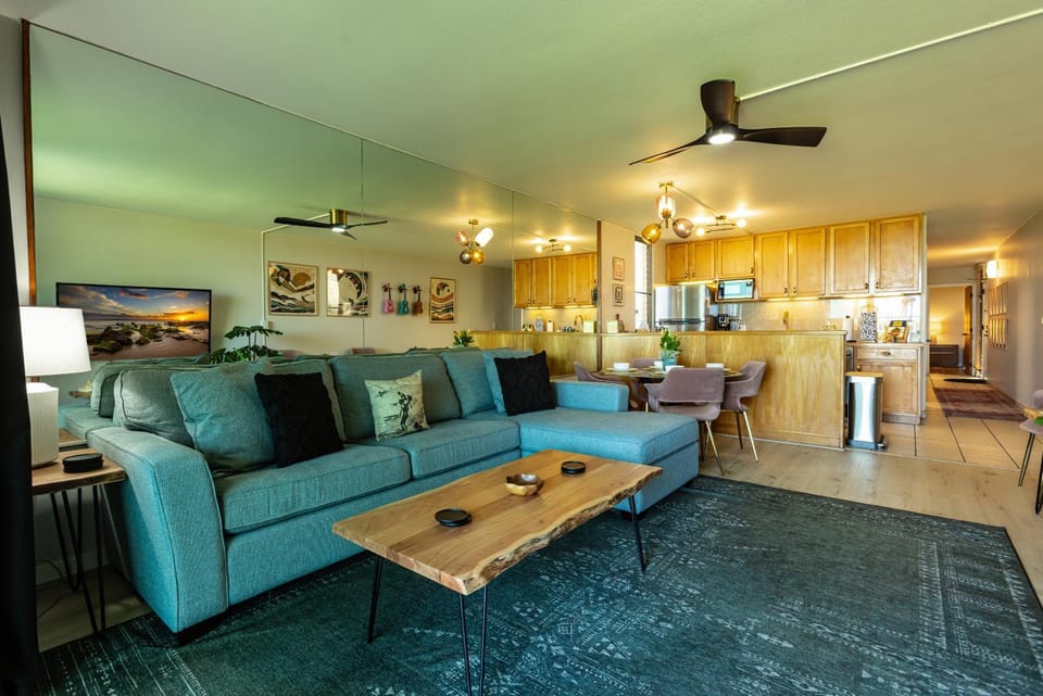 Leinaala Oceanfront #105 Maui 2 Bedroom Oceanfront Condo Apartment in Kihei
