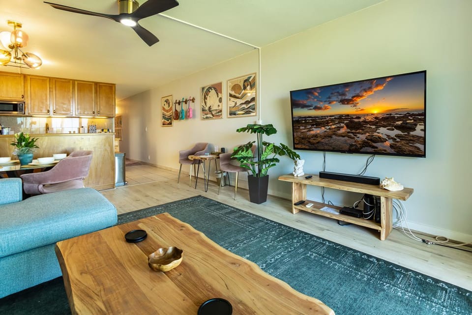 Leinaala Oceanfront #105 Maui 2 Bedroom Oceanfront Condo Apartment in Kihei