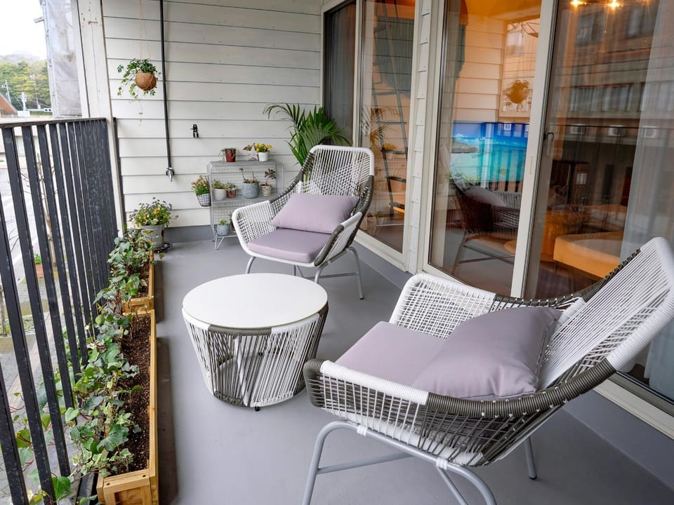 Balcony/Terrace, Balcony/Terrace