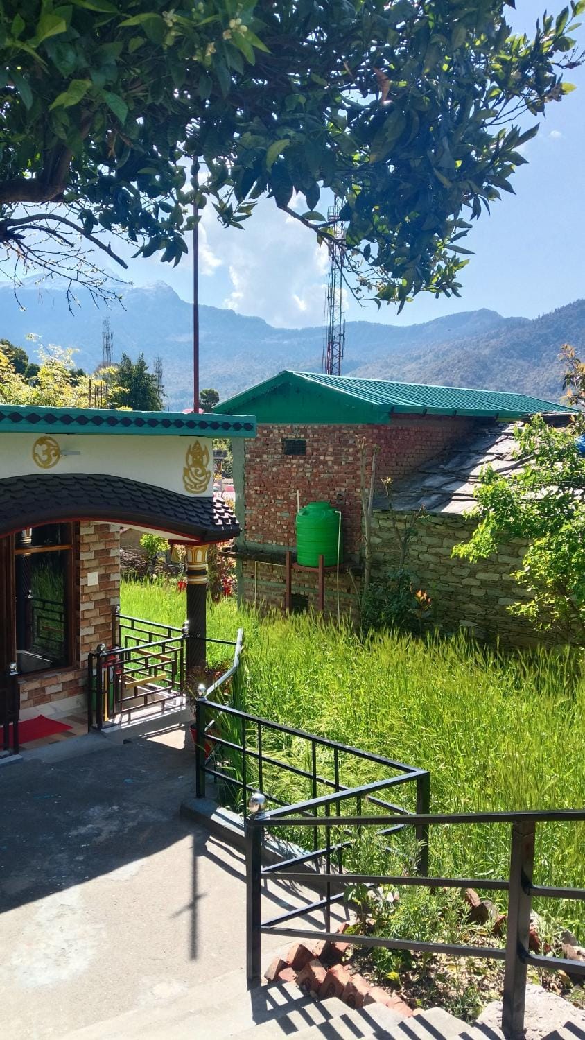 Tungnath View Homestay Vacation rental in Uttarakhand