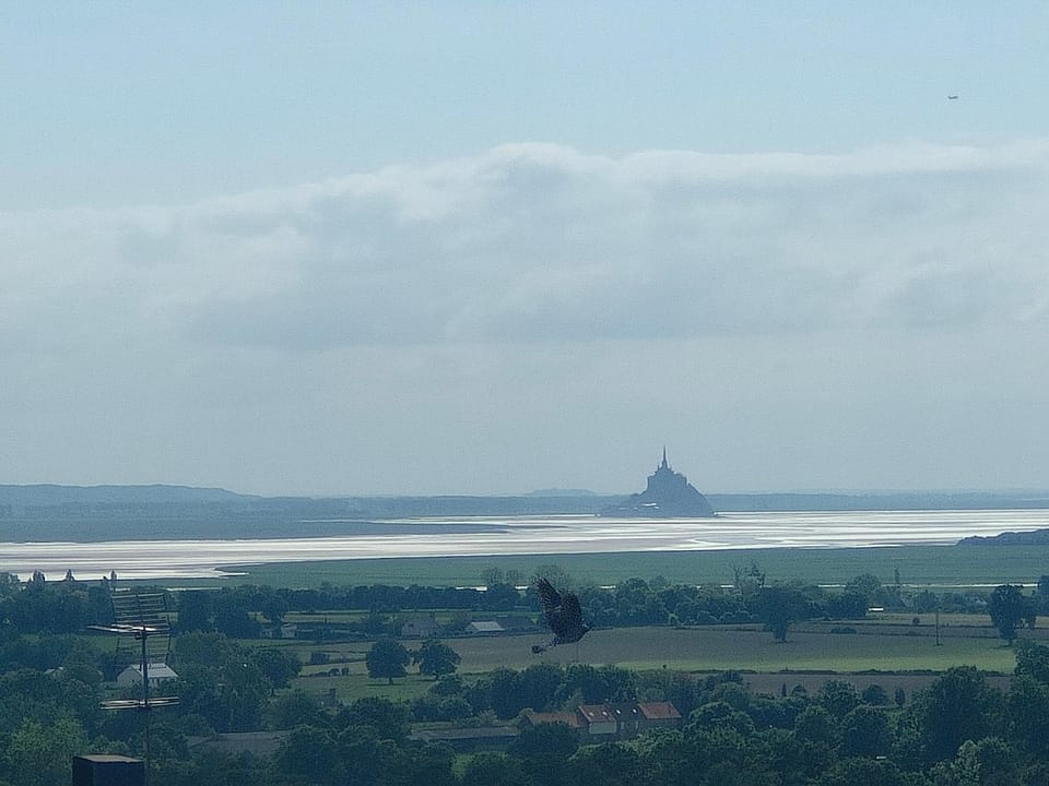 Nearby landmark, Natural landscape