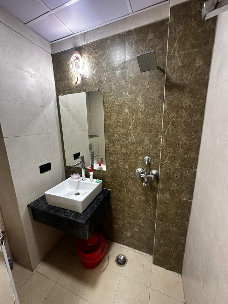 Hi studio Apartment in Noida