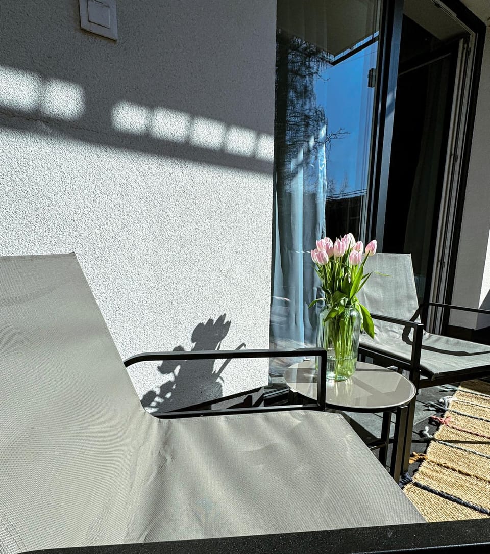Studio 102 Garden Apartment in Krakow