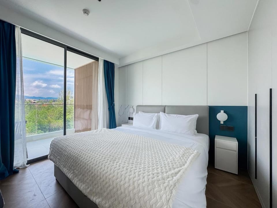 Bright 1BR Kora Resort 200m to Layan Beach Pools & Gym Apartment in Choeng Thale