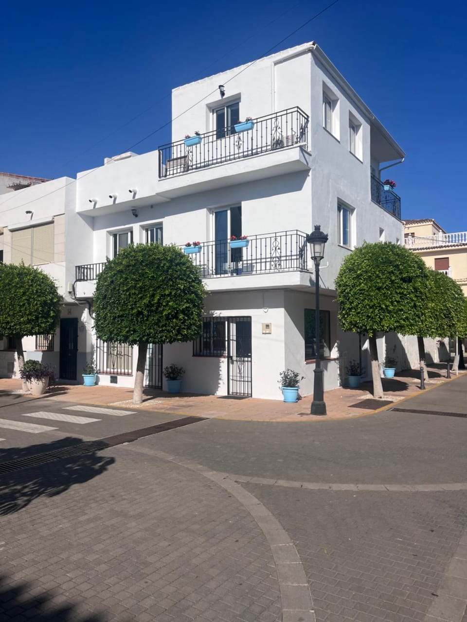 Beachfront Studio in Castillo de la Duquesa Apartment in Costa del Sol