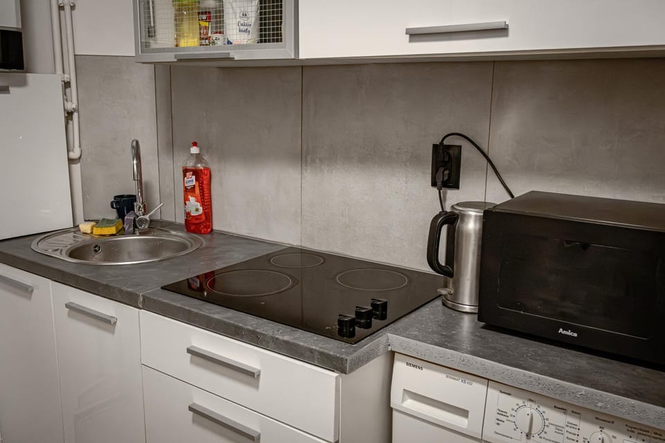 Pokój 100 metrow od Piotrkowskiej i 500 od Manufaktury Apartment hotel in Masovian Voivodeship