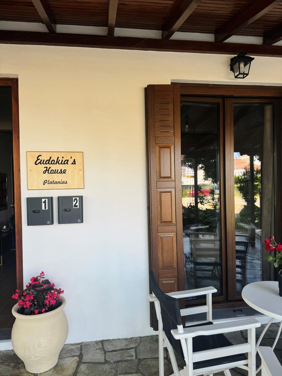 Eudokia's House Platanias Apartment in Magnesia Prefecture, Greece