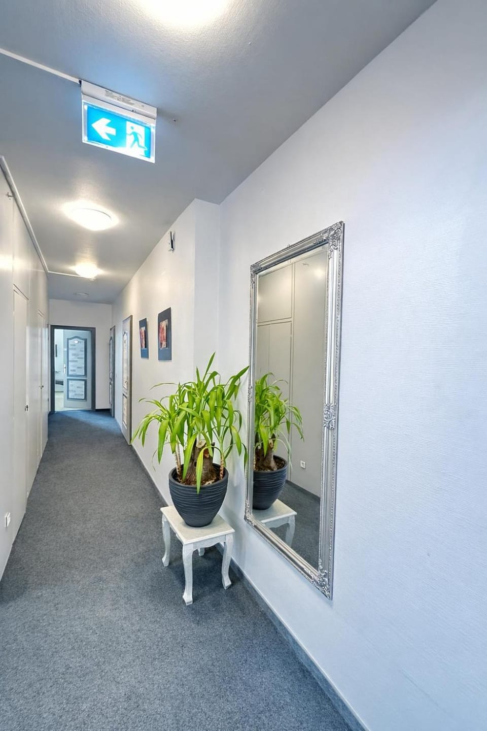 Property building, Facade/entrance