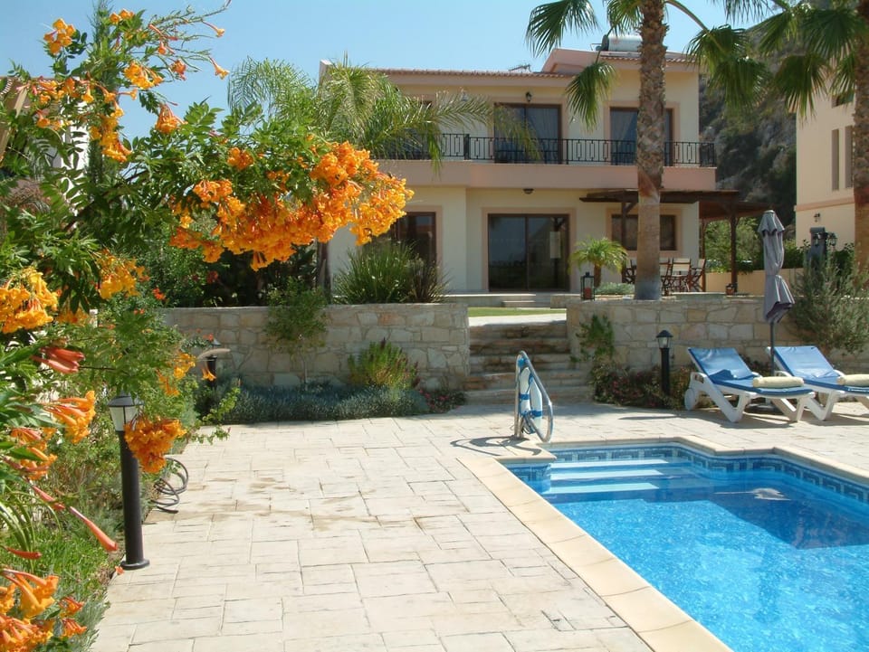 Property building, Pool view, Swimming pool