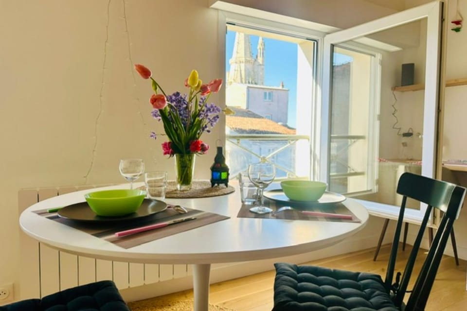 Studio with Lantern Tower view near beach Apartment in La Rochelle