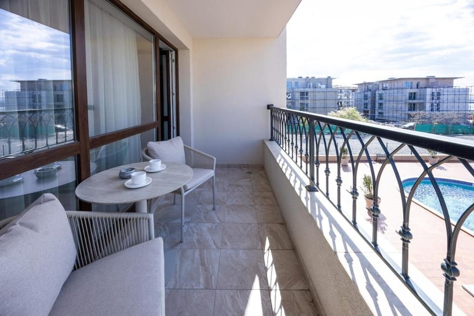 Apart Lux View - Pool Apartment in Pomorie