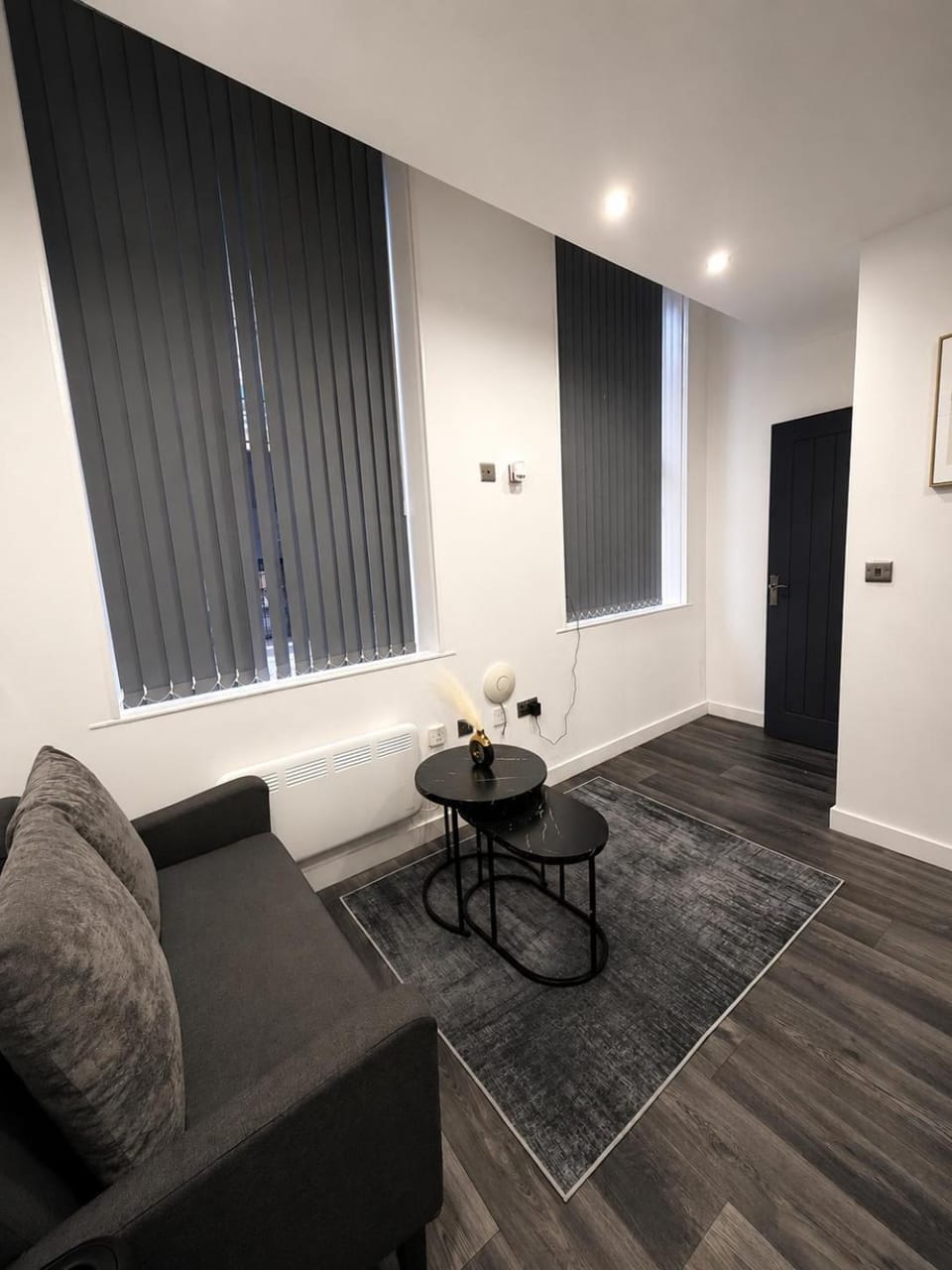Seating area, Dining area, heating, internet