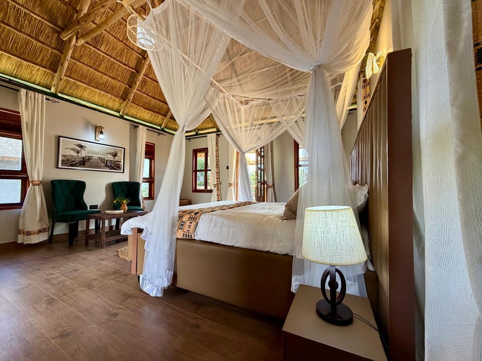 Ewafe Safari Lodge-Murchison Nature lodge in Uganda