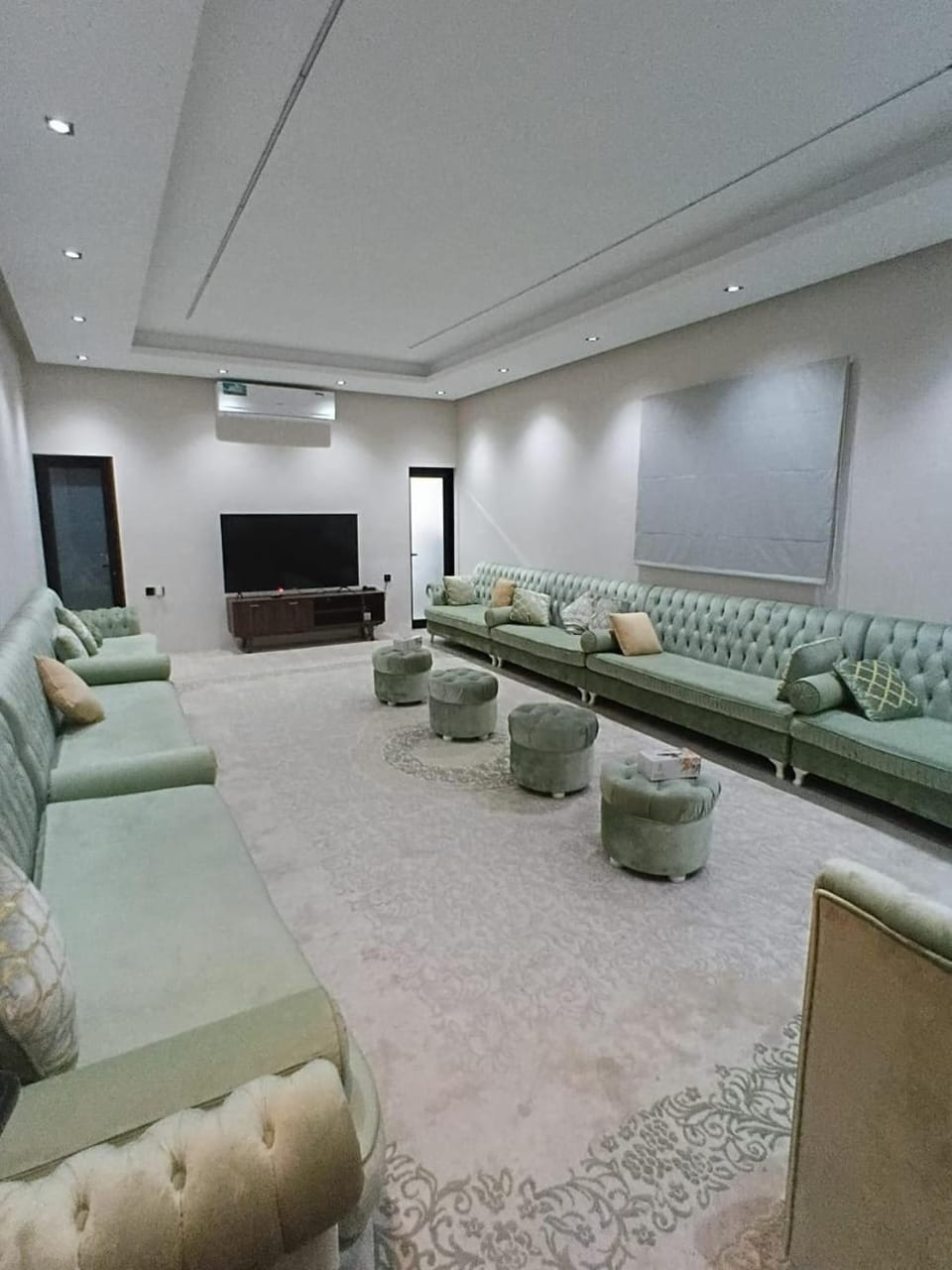 Property building, Activities, Living room, Pool view, Pool view