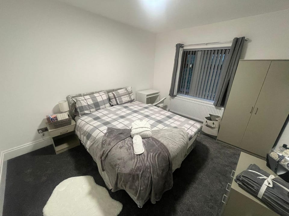 Bed, Photo of the whole room, Bedroom, towels, wardrobe