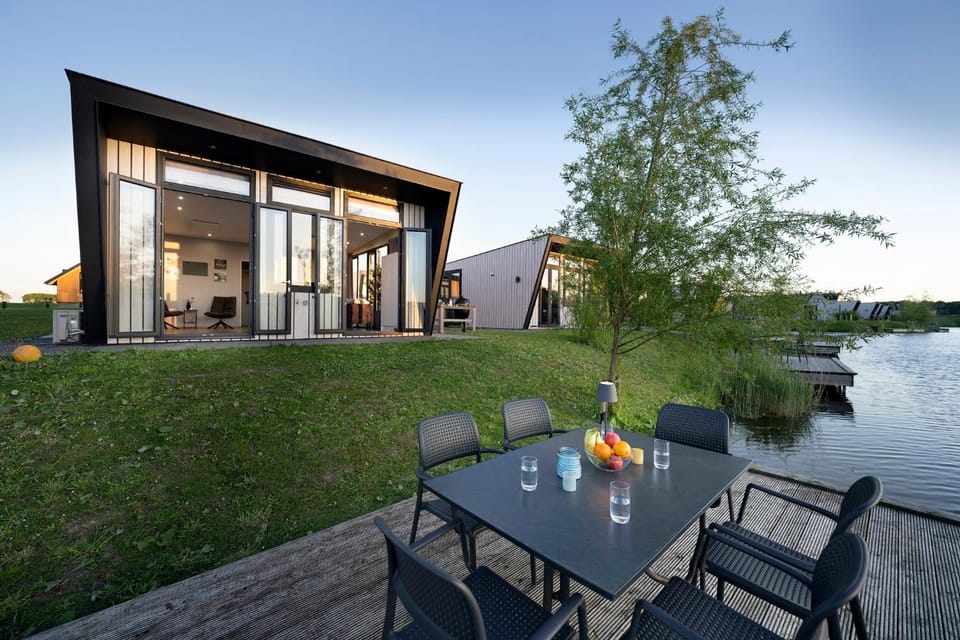De IJssel Eilanden Chalet Waterfront Kampen Nr 728 House in Flevoland, Netherlands