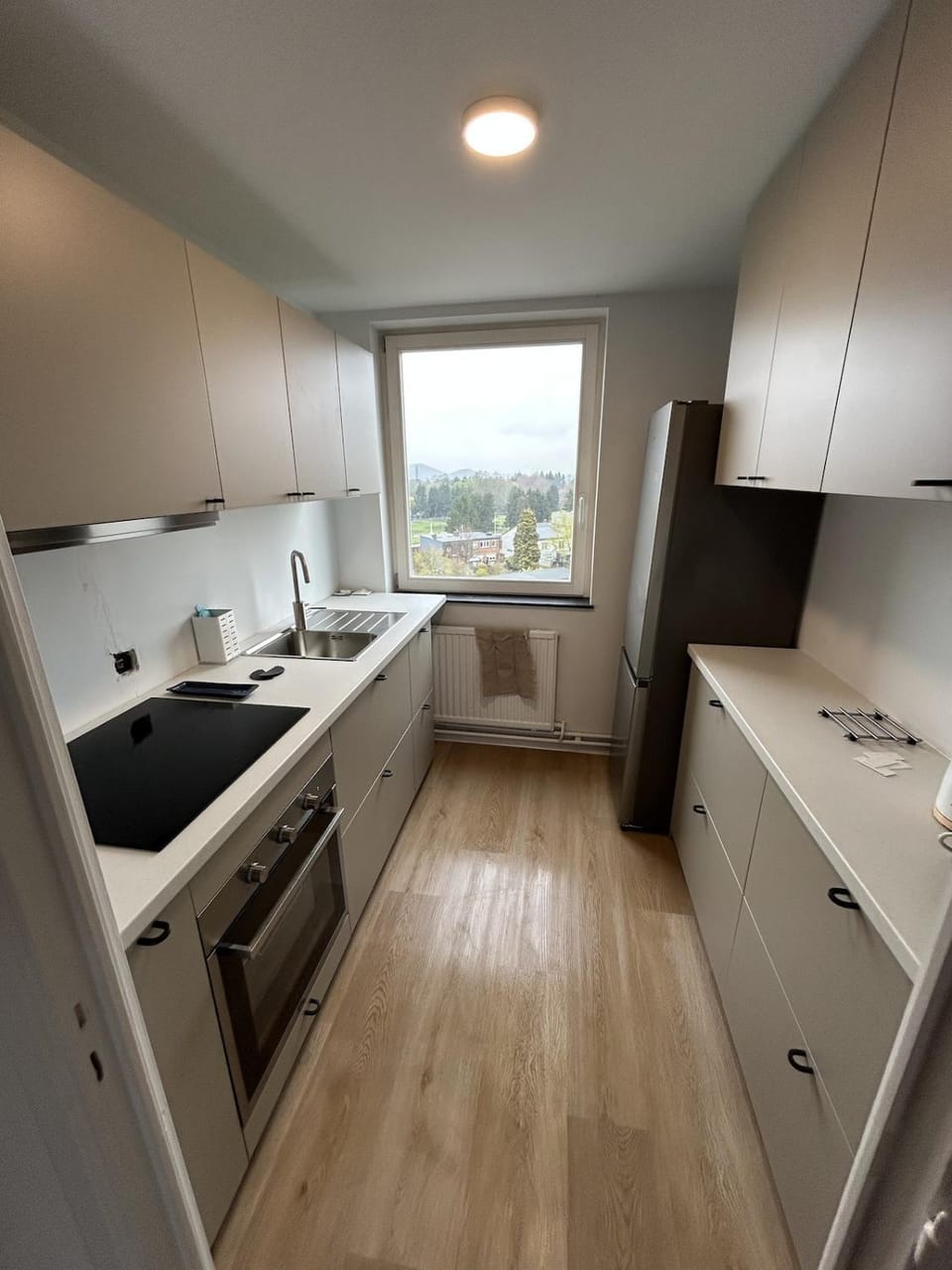 Cozy and bright penthouse in a great location Apartment in Liège