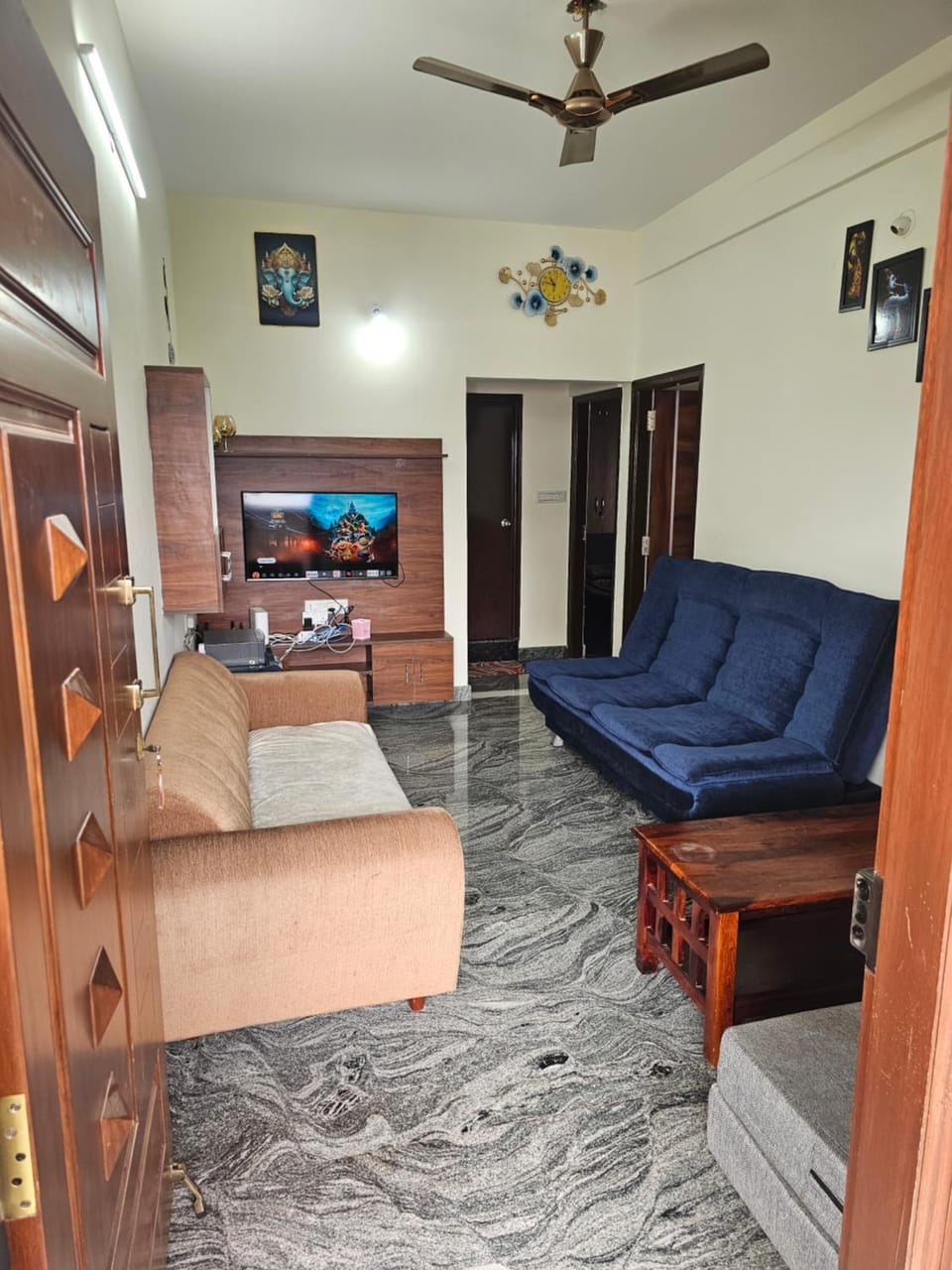 Cozy 2 Bhk flat with mountain and lake view Apartment in Bengaluru
