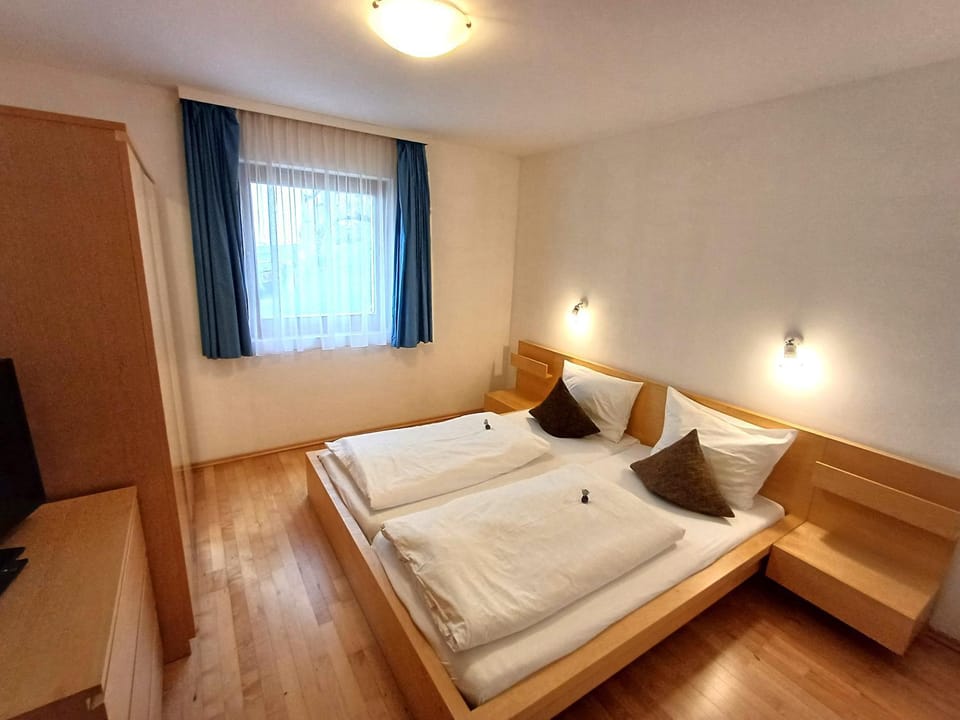 Chasa Larets Apartment in Canton of Grisons