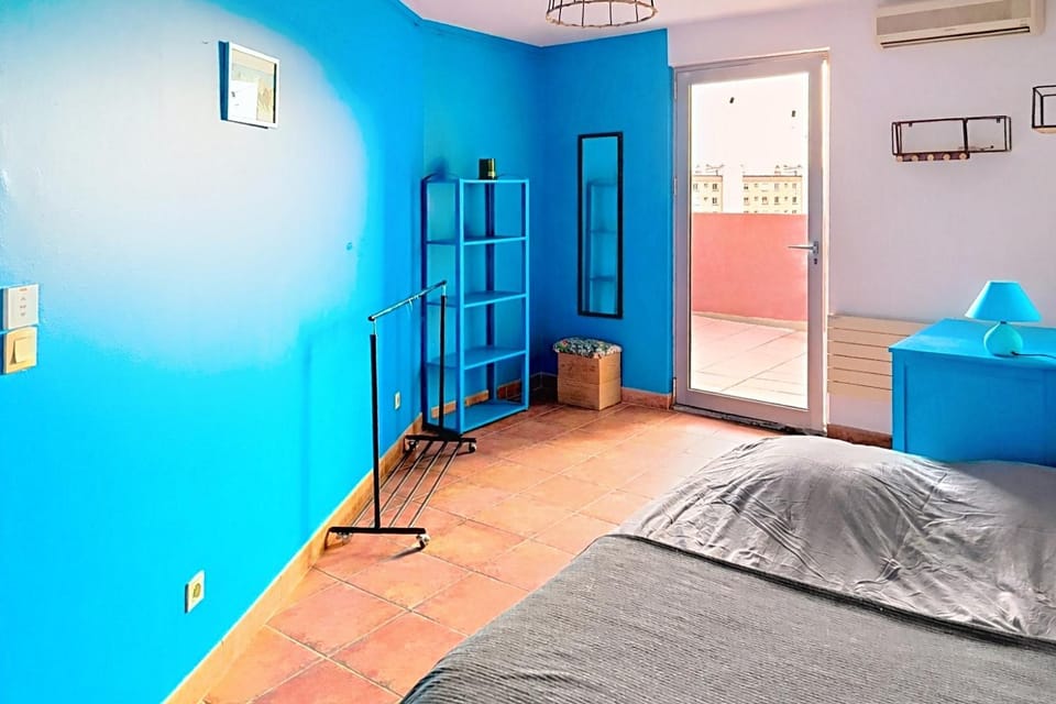 Le spacieux - centre ville Apartment in Provence-Alpes-Côte d'Azur