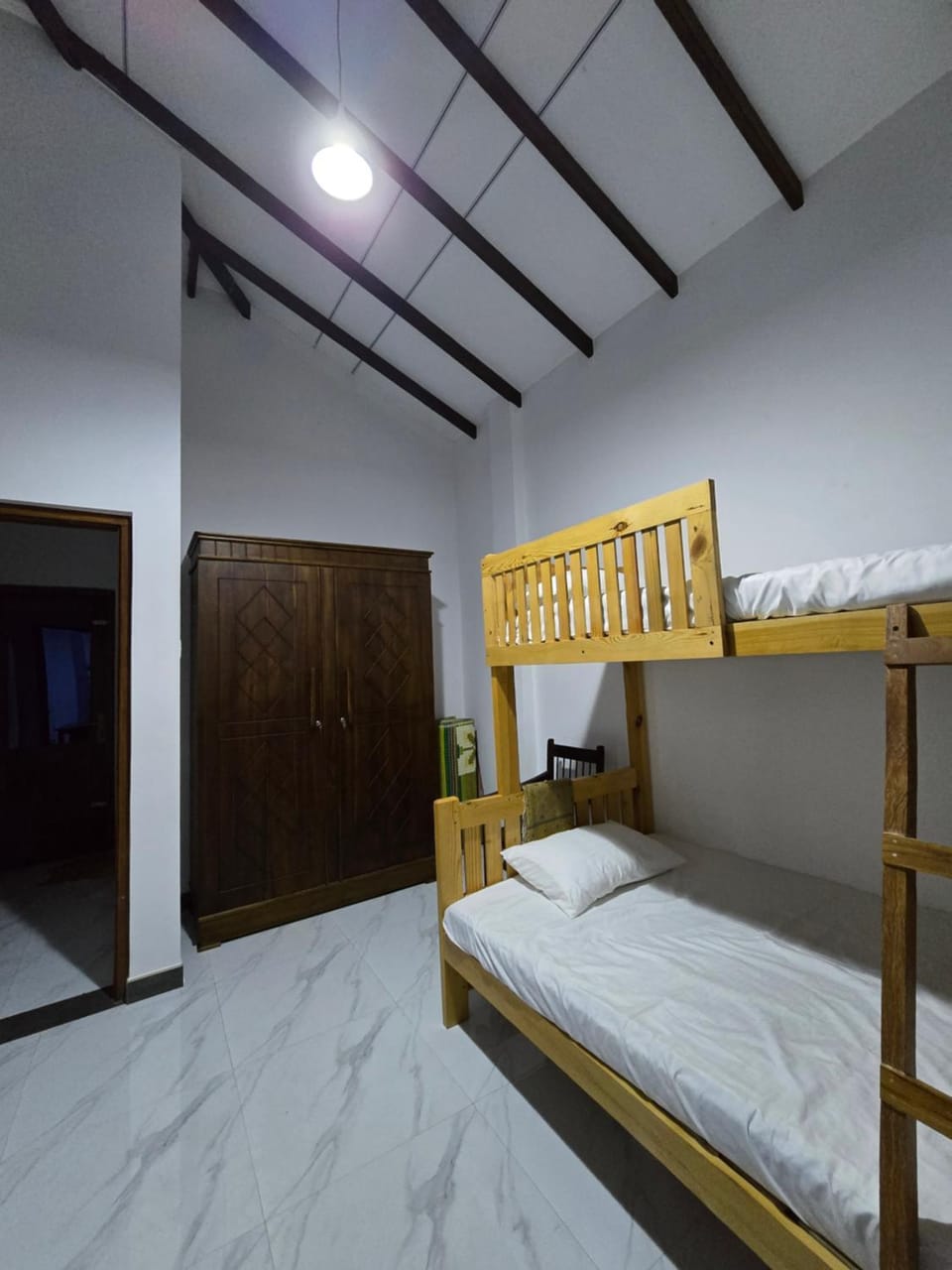 Quick Staỳ Apartment in Central Province