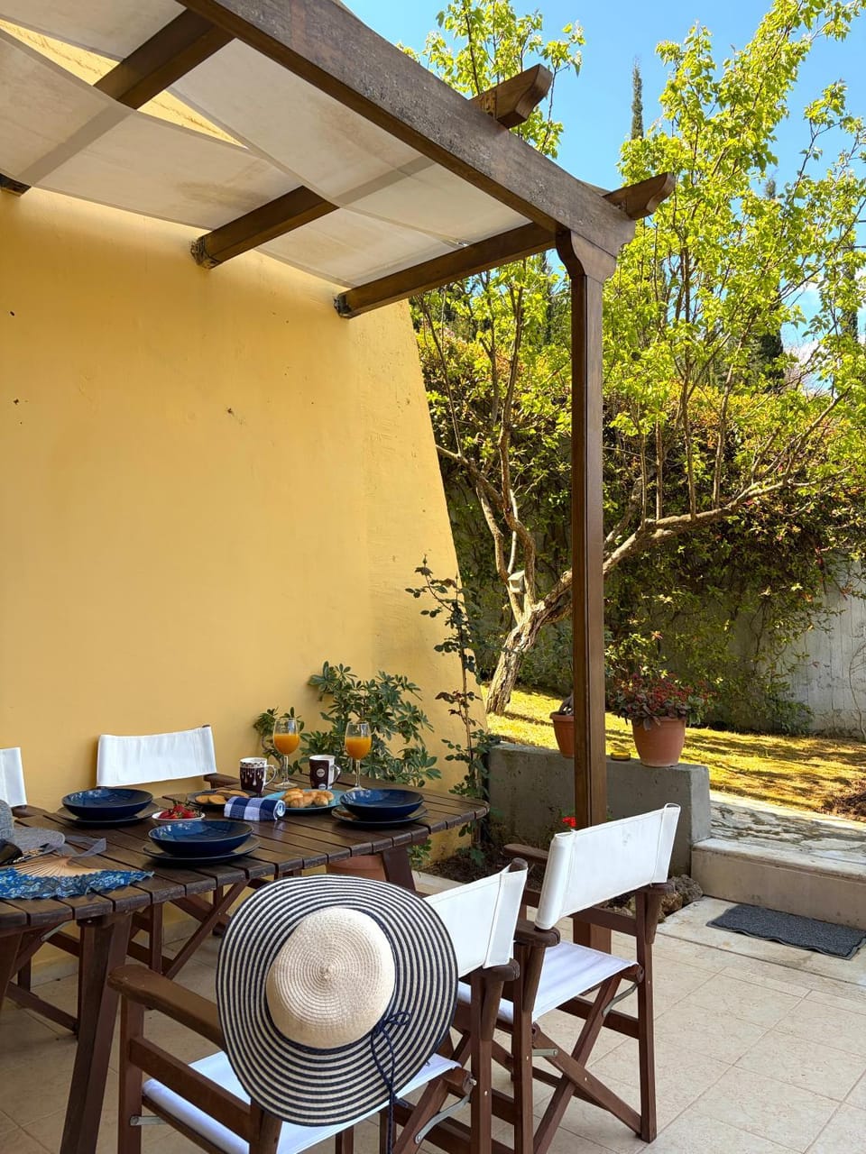 Day, Garden, Balcony/Terrace, Seating area, Dining area