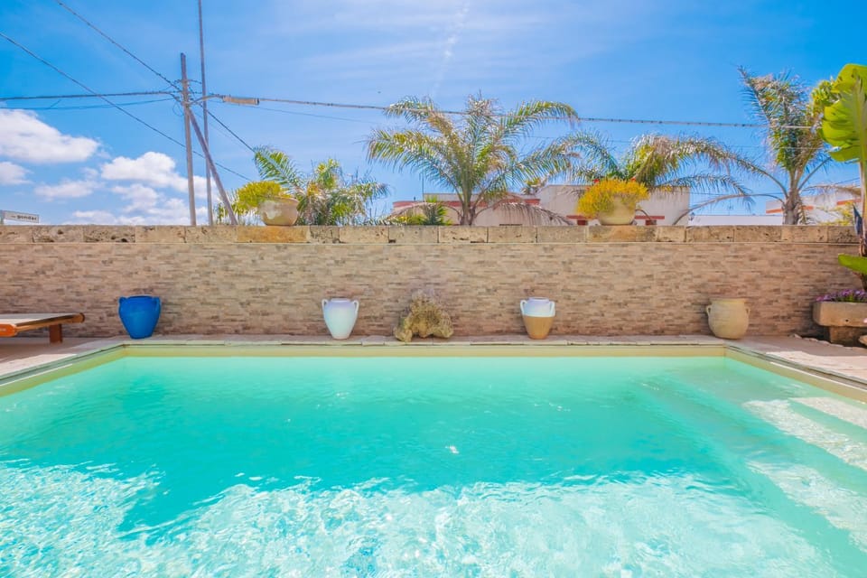 Garden, sunbed