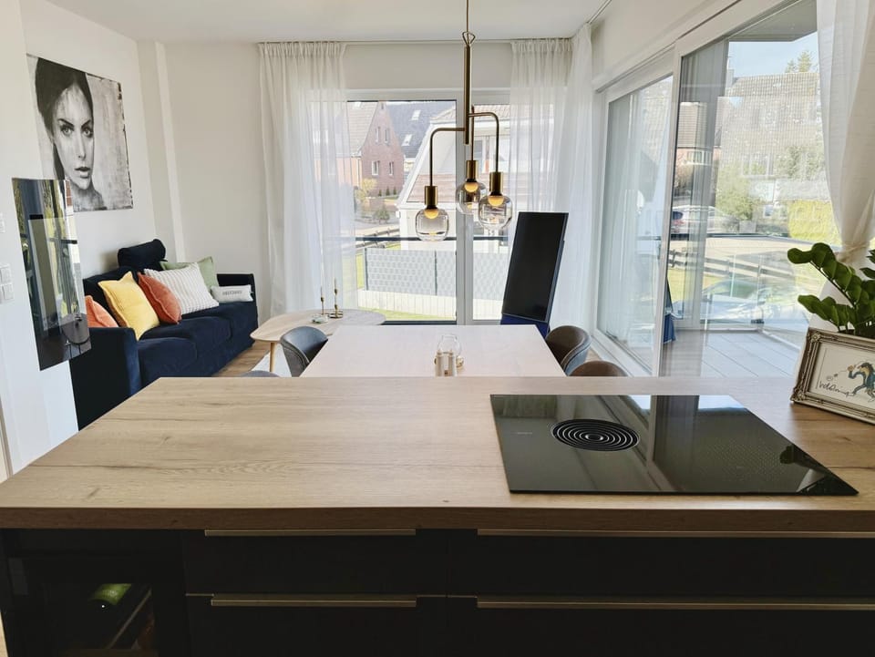Living room, kitchen
