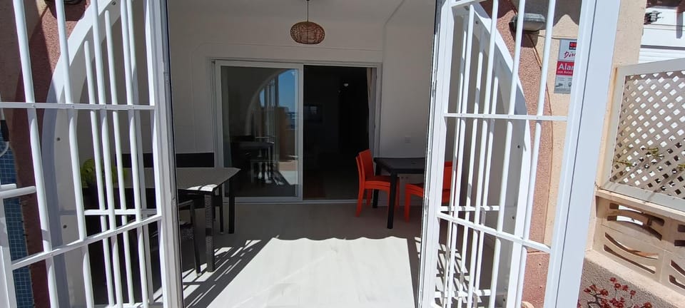 Beachfront flat with spectacular sea views Apartment in Roquetas de Mar