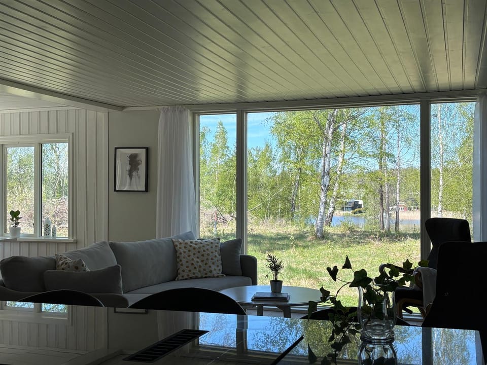 Living room, Garden view
