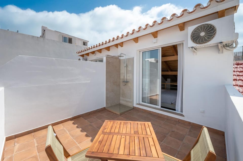 Day, Balcony/Terrace