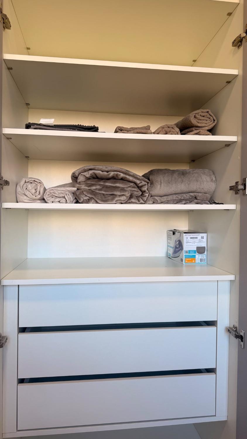 Apartamento Novo com garagem 400 mts do Teatro Positivo Apartment in Curitiba